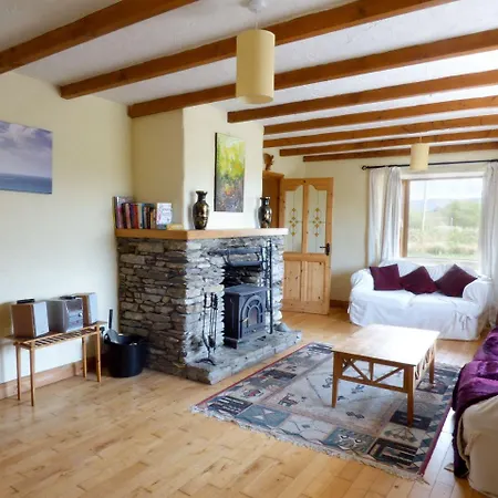 Holiday home Tigh An Droichid Ballinskelligs *