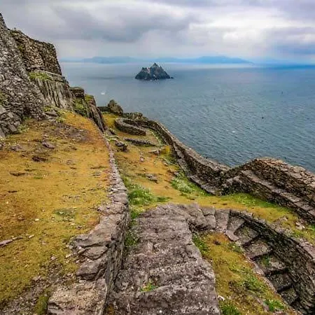 Tigh An Droichid Ballinskelligs Killarney
